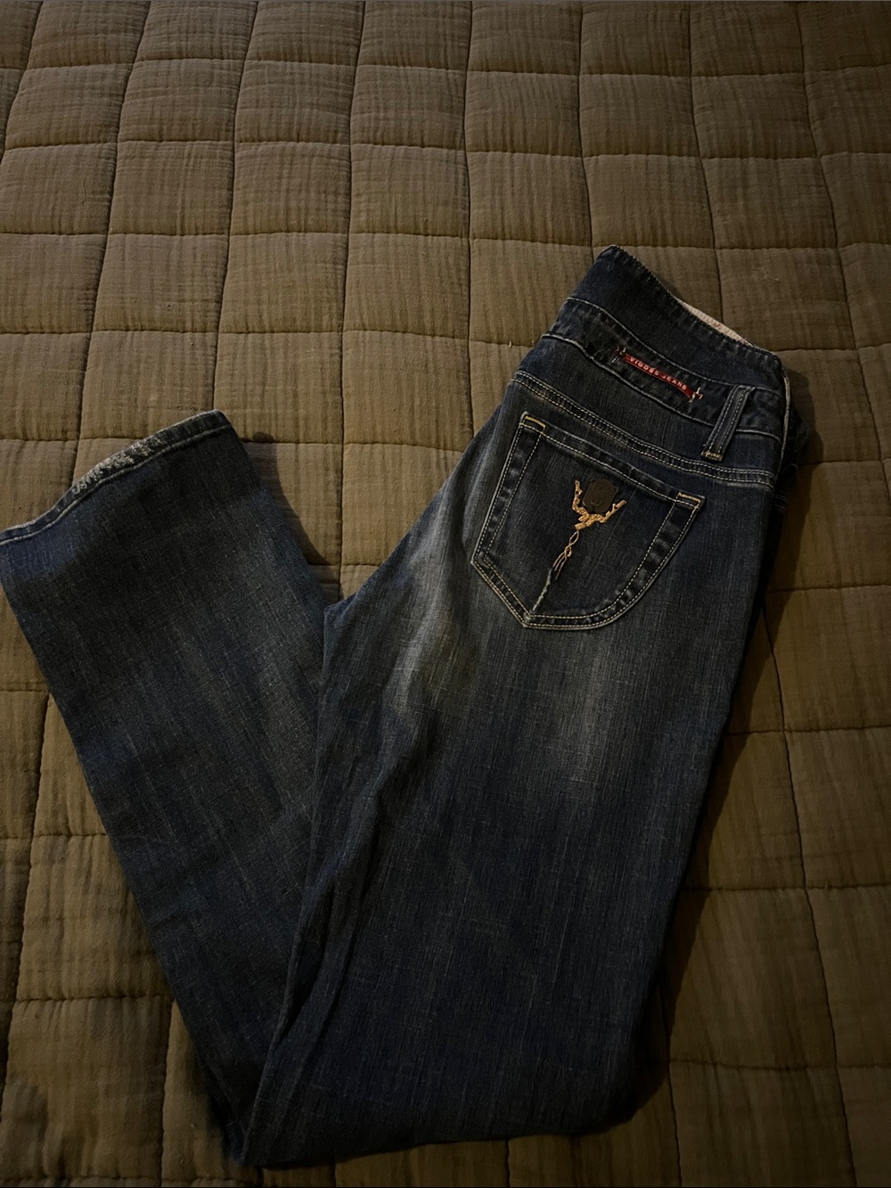 Women’s Dark Blue Denim Jeans with Embroidered Back Pocket
